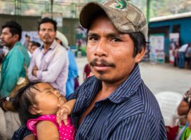 Solo 1 de cada 4 hombres solicita licencia de paternidad en México