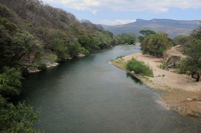 Buscan regresar belleza al río Pacú en Suchiapa