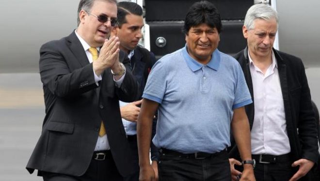 Evo: estabilidad, golpe y asilo / Claudia Corichi Evo: estabilidad, golpe y asilo / Claudia Corichi
