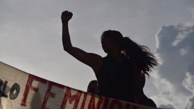 Activistas increpan proyecto de Zaldivar sobre feminicidios