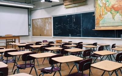 Más escuelas podrían reintegrarse a clases presenciales en breve