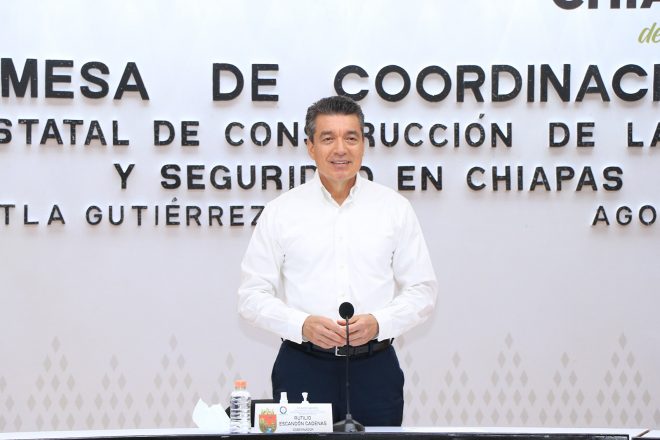 Tras llegada de 210 mil dosis anti COVID-19 a Chiapas, exhorta Rutilio a acudir a centros de vacunacin
