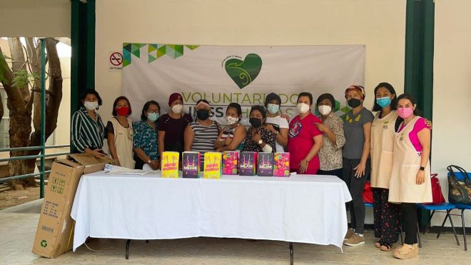 Voluntariado del IMSS Chiapas entrega prótesis a sobrevivientes de cáncer de mama