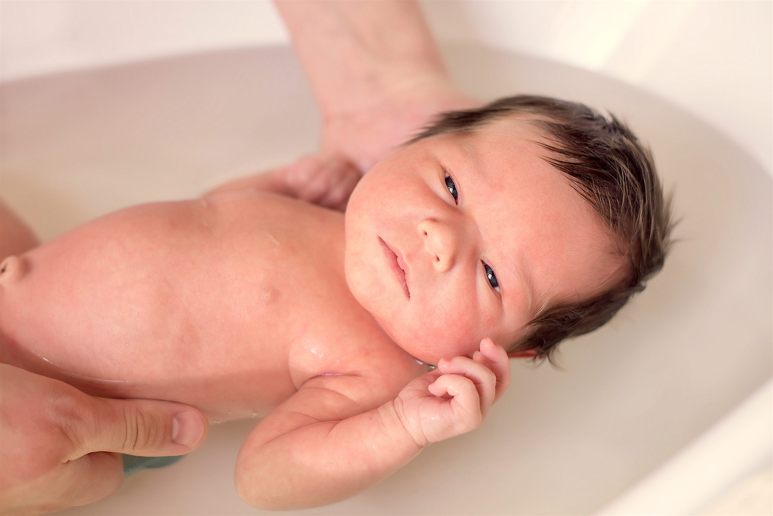 Foto Guinness Restricción Cinco tips para disfrutar los primeros baños del bebe