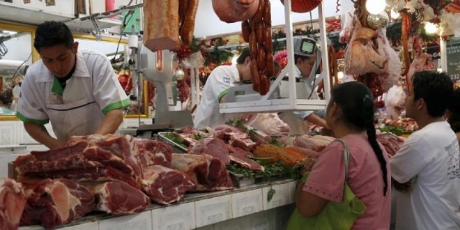 El consumo de carne de res, pollo y huevo se reduce ante el alza de precios
