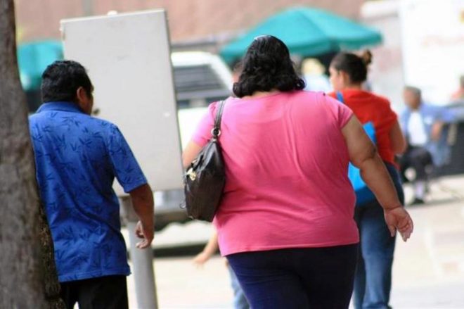 Obesidad y sobrepeso: no solo de COVID-19 murieron mexicanos en 2020