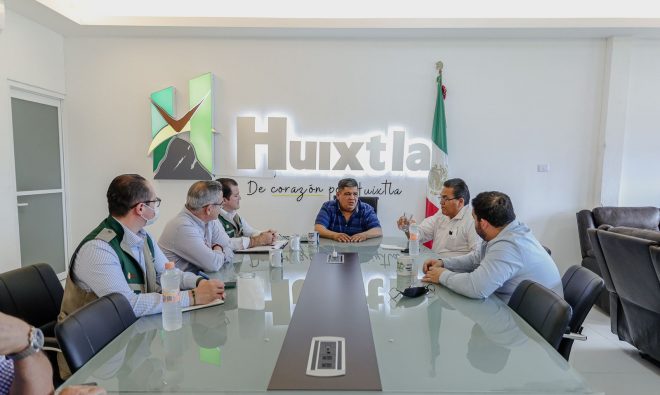 IMSS y Ayuntamiento de Huixtla trabajaran para mejorar unidades medicas